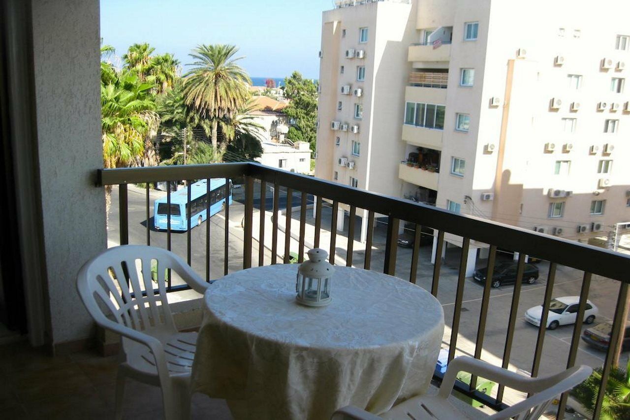 Staycentral Larnaka Exterior foto